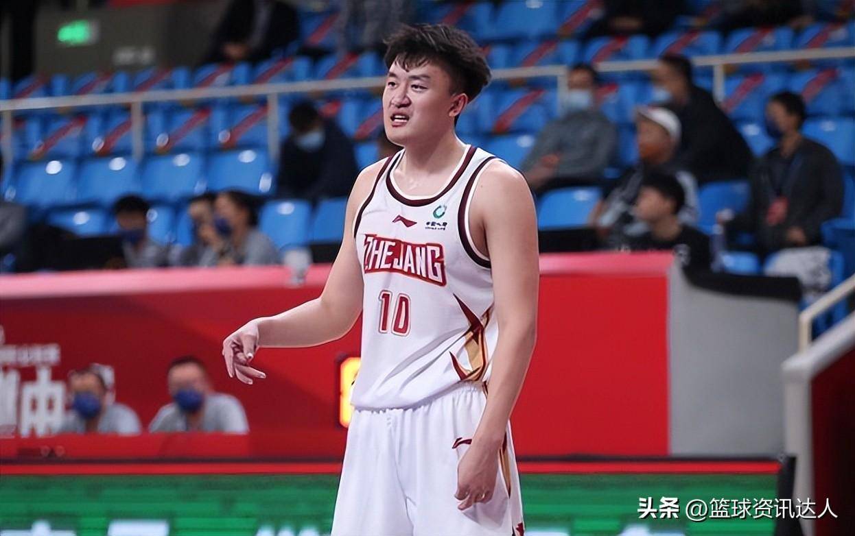 开云-跆拳道淘汰赛焦点战：东城麒麟队绝杀辽东旋风队，新星闪耀。防守强度拉满的简单介绍