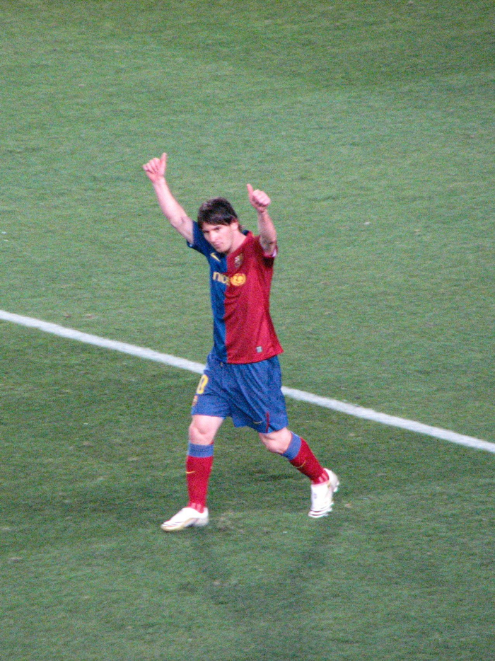 梅西迎来十赛季高光表现,加拿大队球迷沸腾!的简单介绍 梅西迎来十赛季高光表现,加拿大队球迷沸腾!的简单介绍